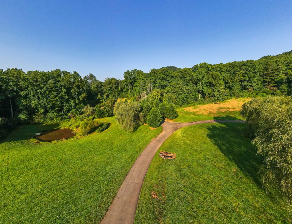 About. Stone Ridge Custom Home Builder in Candler, North Carolina